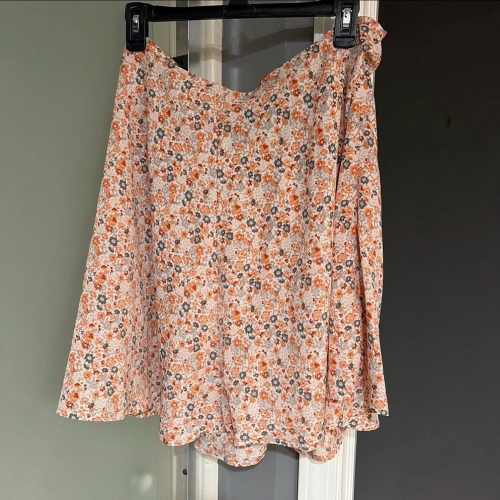 SHEIN floral skirt size 0XL - Picture 2 of 5